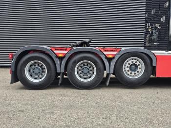 FH16.750 8x4 / 260T / RETARDER / FULL AIR